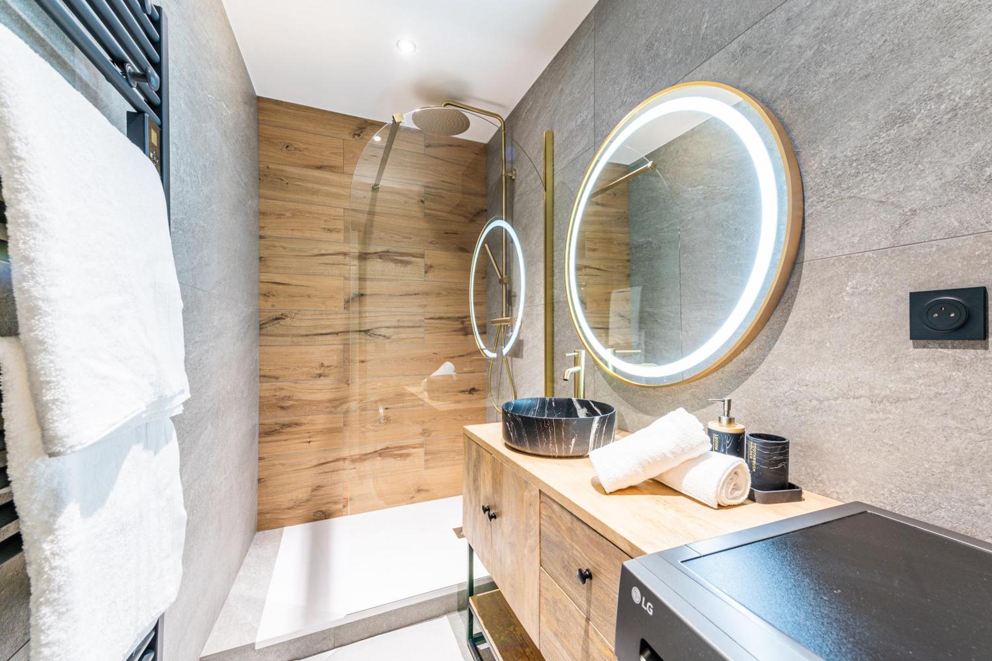 Appartement T2 "Le De Funes" Moutiers  Exteriér fotografie